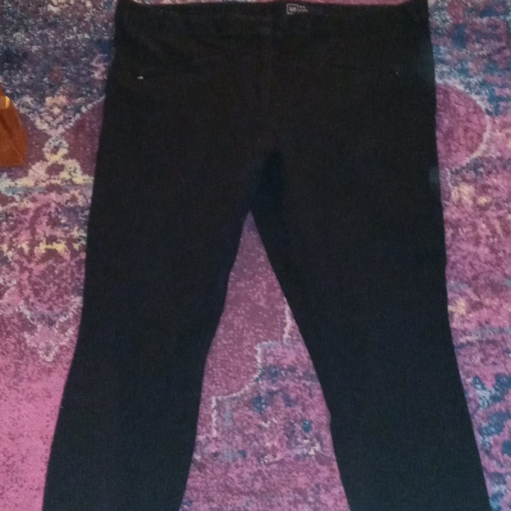 Black Cigarette Fit Ankle Pants